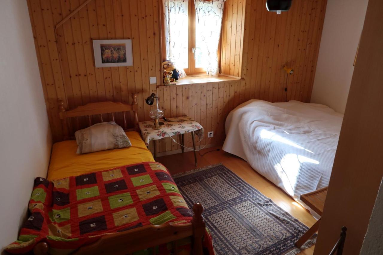 Bourg-Saint-Pierre : Le Cachet D'Antan Apartment Luaran gambar